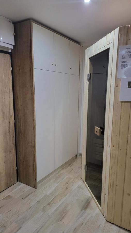 Apartman Nerudovka D 104, Finska Sauna, Garazove Stani Loucna pod Klinovcem Ngoại thất bức ảnh
